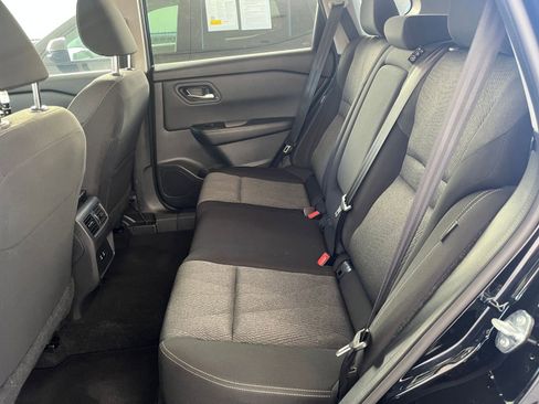 Used 2025 Nissan Rogue SV image 25