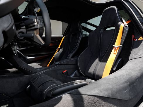 New 2027 McLaren 750S RWD image 51