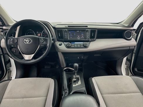 Used 2016 Toyota RAV4 XLE w/ Convenience Package AWD/4WD image 14