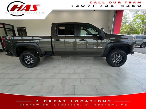 Used 2023 Chevrolet Silverado 2500 Custom w/ Custom Value Package AWD/4WD image 7