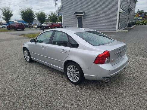 Used 2011 Volvo S40 T5 image 5
