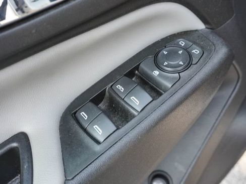 Used 2022 Chevrolet Equinox LT FWD image 5