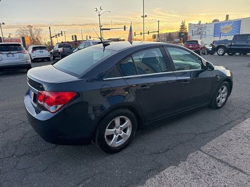 Used 2014 Chevrolet Cruze LT image 8