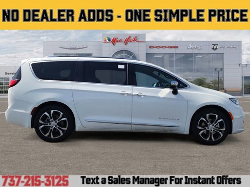 New 2026 Chrysler Pacifica Pinnacle image 6