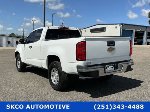 Used 2020 Chevrolet Colorado W/T w/ WT Convenience Package image 3