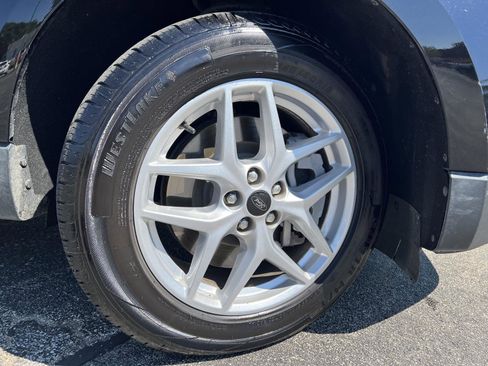 Used 2024 Ford Edge SEL image 2