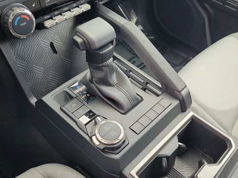 New 2026 Toyota Tacoma SR5 AWD/4WD image 32