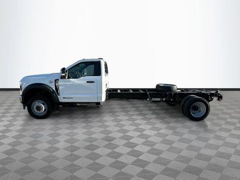 New 2026 Ford F550 4x4 Regular Cab Super Duty image 3