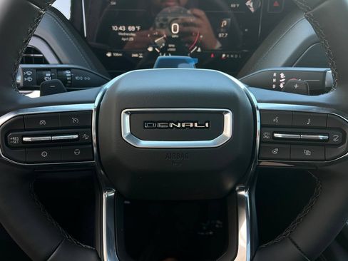 New 2026 GMC Yukon Denali w/ Denali Reserve Package AWD/4WD image 24