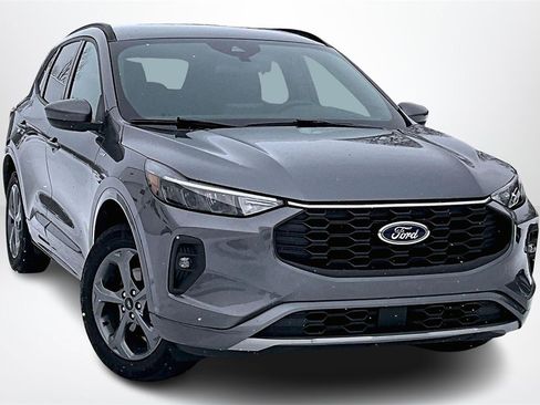 Used 2024 Ford Escape ST-Line Select image 3