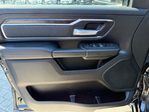 Used 2022 RAM 1500 Big Horn AWD/4WD image 11