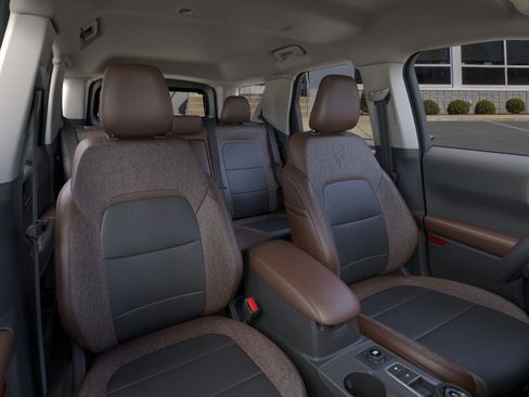 New 2025 Ford Bronco Sport Outer Banks w/ Outer Banks Tech Package+ AWD/4WD image 10