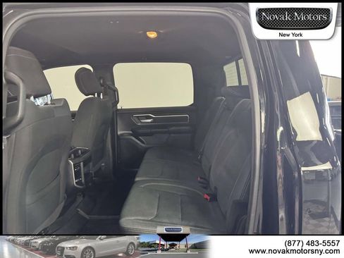 Used 2022 RAM 1500 Big Horn AWD/4WD image 11