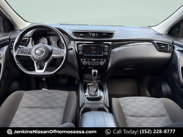 Certified 2022 Nissan Rogue Sport SV FWD image 23