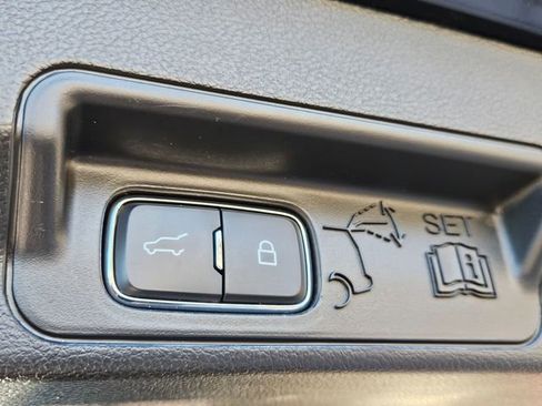 Used 2024 Ford Explorer ST-Line w/ Class IV Trailer Tow Package image 30