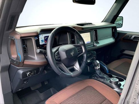 Used 2023 Ford Bronco Outer Banks AWD/4WD image 18