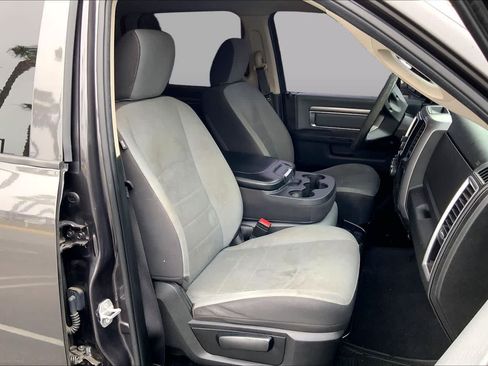 Used 2022 RAM 1500 Classic SLT RWD image 15