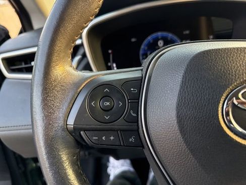 Used 2023 Toyota Corolla Cross XLE image 22