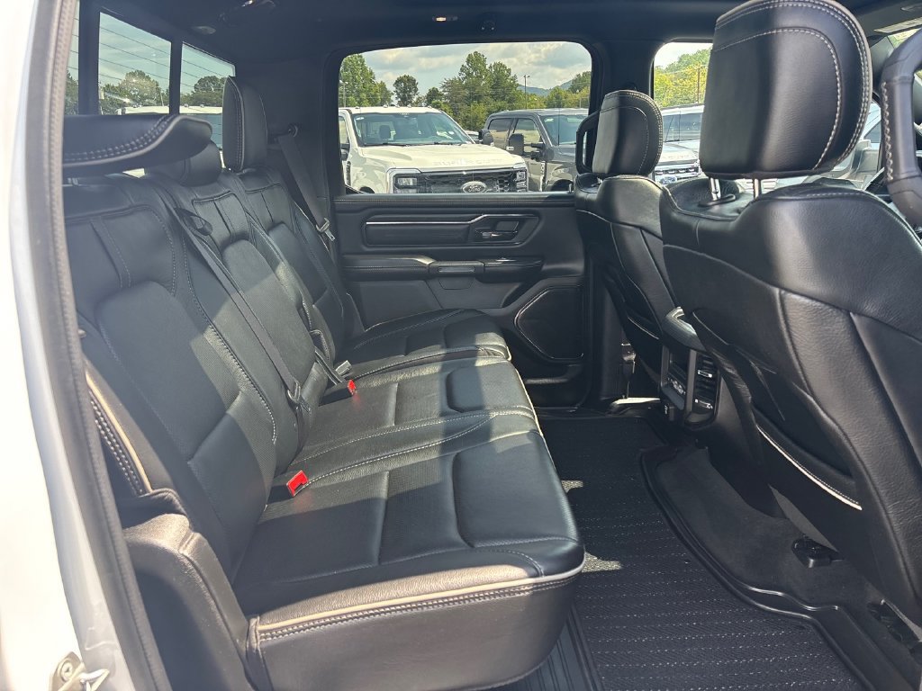 Used 2022 RAM 1500 Limited AWD/4WD image 16