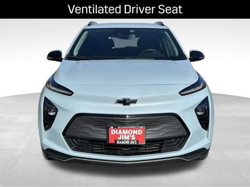 Used 2023 Chevrolet Bolt EUV LT w/ Convenience Package image 28