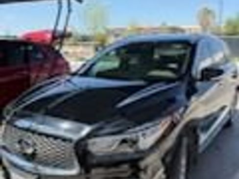 Certified 2020 INFINITI QX60 Luxe w/ Essential Package FWD image 2
