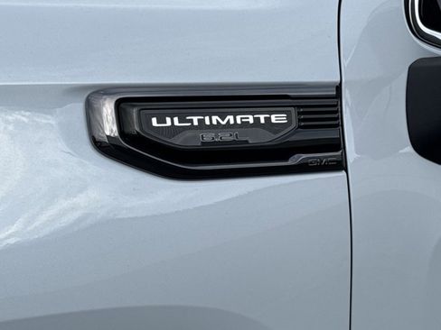 New 2026 GMC Sierra 1500 Denali Ultimate w/ LPO, Black Badging Package AWD/4WD image 15