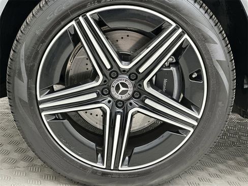 Used 2025 Mercedes-Benz GLE 450 4MATIC image 10