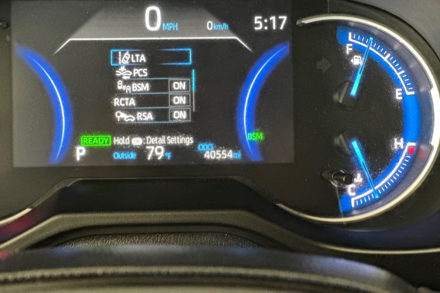 Certified 2025 Toyota RAV4 XLE AWD/4WD image 30