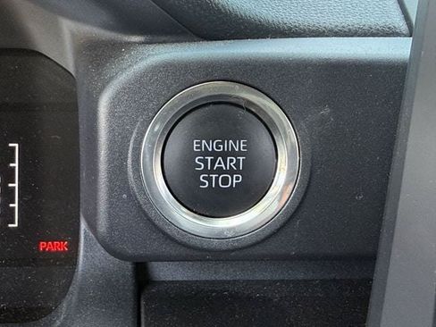 Used 2025 Toyota 4Runner SR5 RWD image 22