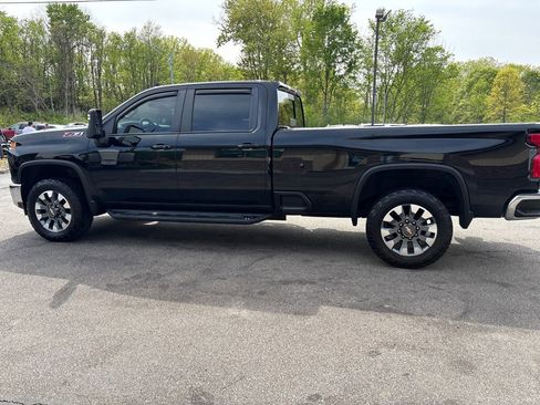 Used 2021 Chevrolet Silverado 2500 LT w/ All Star Edition AWD/4WD image 4