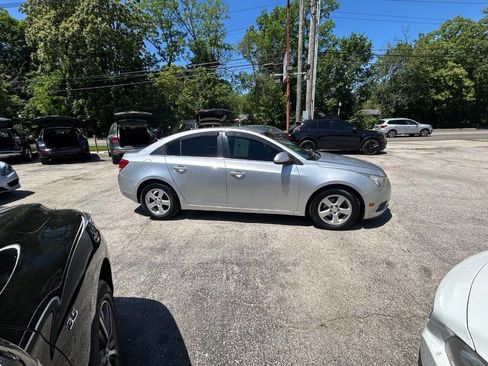 Used 2014 Chevrolet Cruze LT FWD image 13