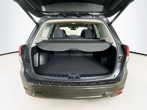 Used 2020 Subaru Forester Premium image 20