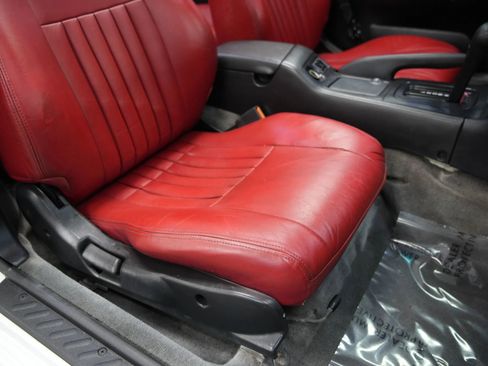 Used 1992 Nissan 240SX image 38