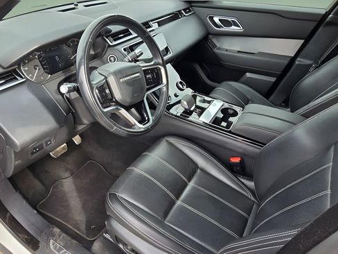 Used 2022 Land Rover Range Rover Velar R-Dynamic S image 25