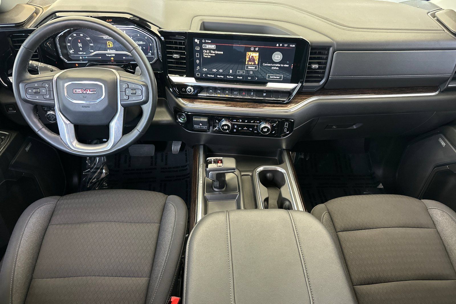 Used 2023 GMC Sierra 1500 Elevation w/ Preferred Package RWD image 15