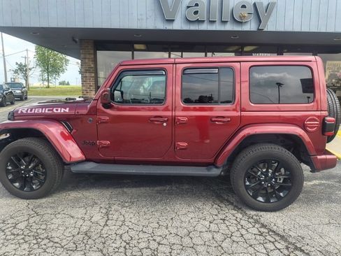 Used 2021 Jeep Wrangler Unlimited Sahara AWD/4WD image 7