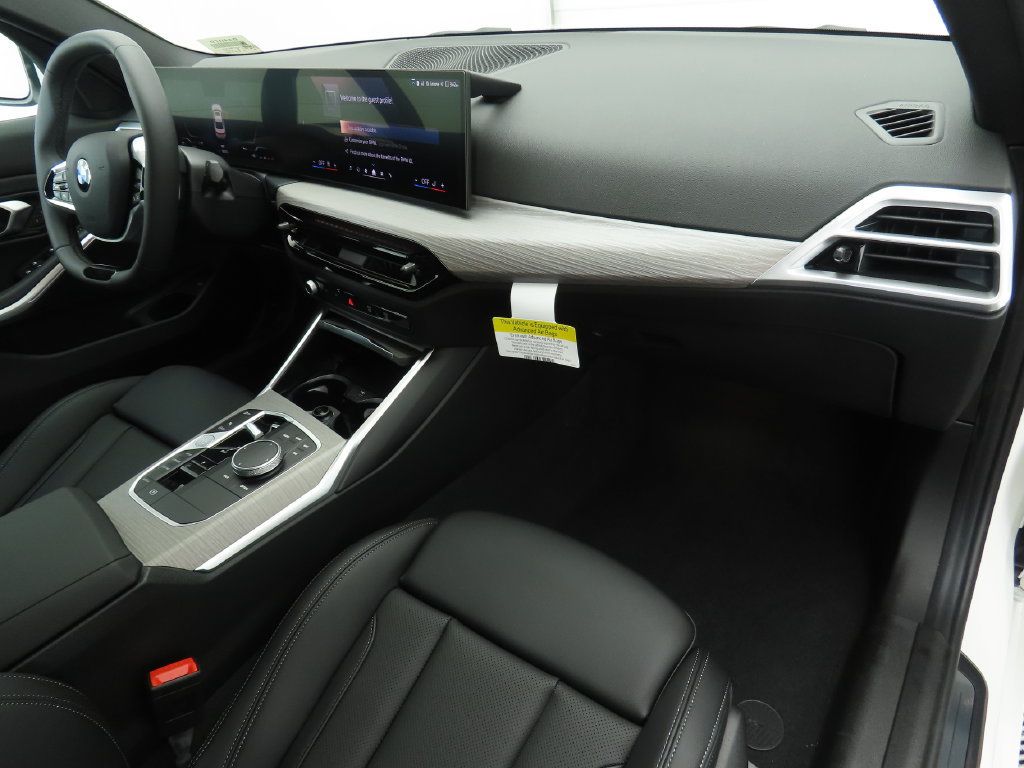 Used 2026 BMW 330i Sedan w/ Convenience Package RWD image 18
