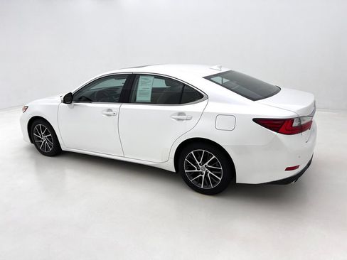 Used 2017 Lexus ES 350 FWD image 10
