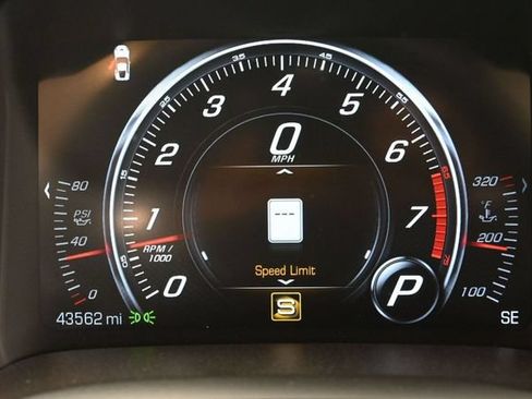 Used 2019 Chevrolet Corvette Stingray Convertible w/ 2LT Preferred Equipment Group RWD image 24