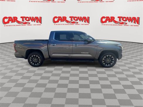 Used 2022 Toyota Tundra Limited image 9