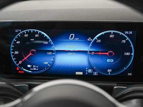 Certified 2023 Mercedes-Benz EQB 300 4MATIC image 17