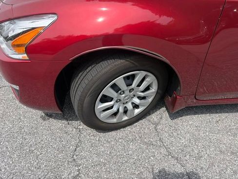 Used 2015 Nissan Altima 2.5 S w/ Power Driver Seat Package FWD image 3