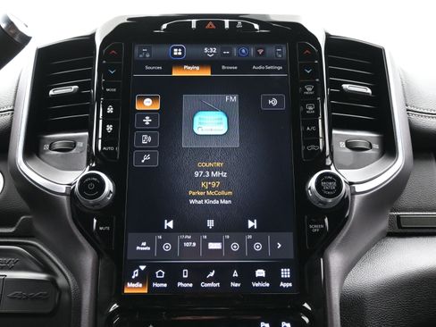 Used 2022 RAM 2500 Laramie w/ Night Edition image 29