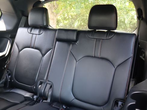 Used 2024 Honda Pilot TrailSport image 38