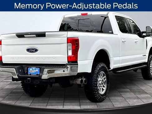 Certified 2019 Ford F250 Lariat w/ Lariat Value Package AWD/4WD image 6