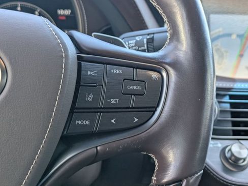 Used 2019 Lexus LS 500 w/ Interior Upgrade Package RWD image 12