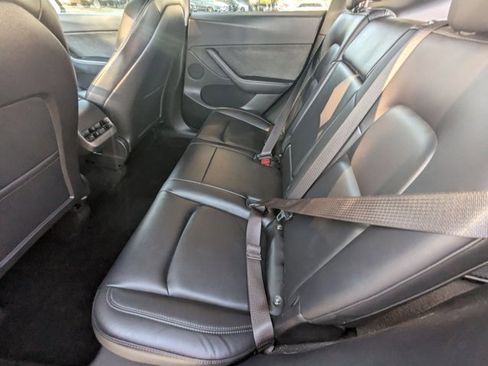 Used 2021 Tesla Model Y Long Range image 20