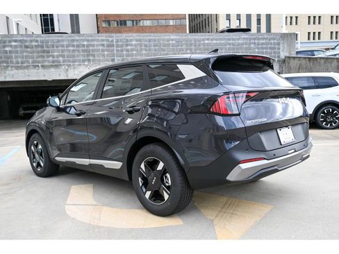 New 2026 Kia Sportage LX w/ LX Convenience Package image 5
