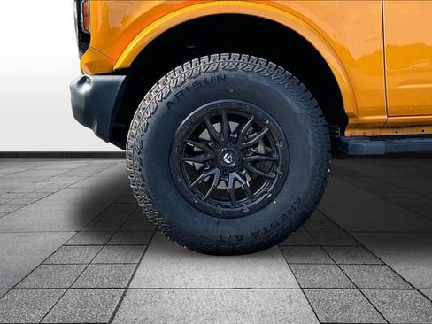 Used 2022 Ford Bronco Outer Banks AWD/4WD image 5