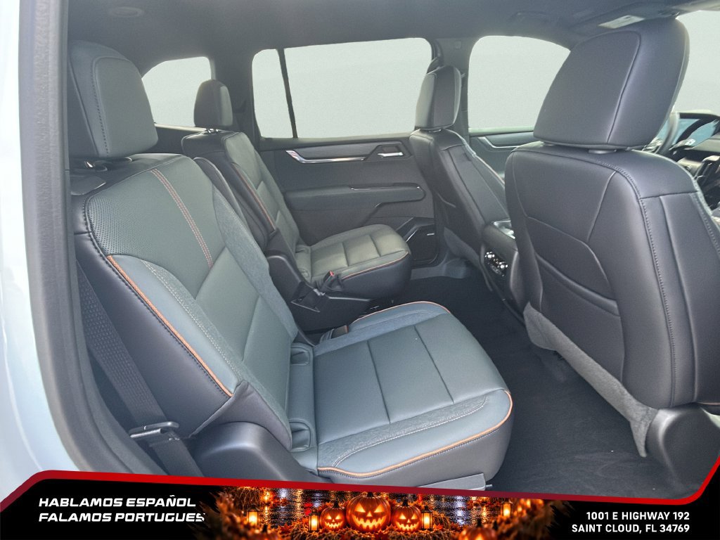 New 2026 GMC Acadia AT4 w/ Luxury Package AWD/4WD image 32